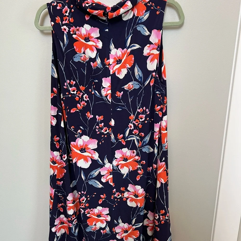 Sundress - Picture 3 of 4